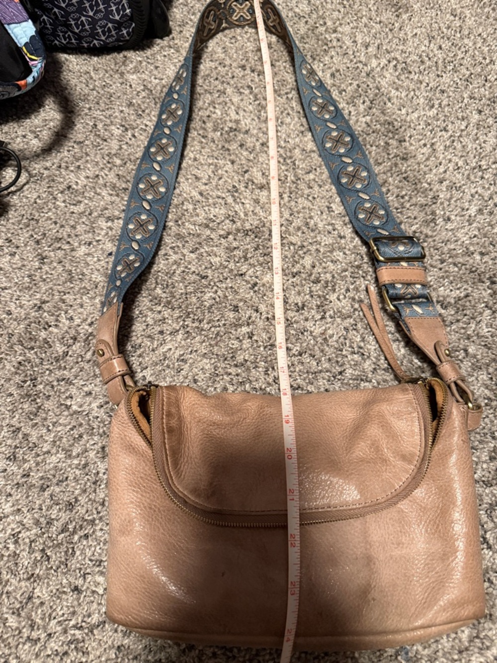 HOBO Blush Leather Crossbody Belt Bag with Gold Zipper - Picture 8 of 8